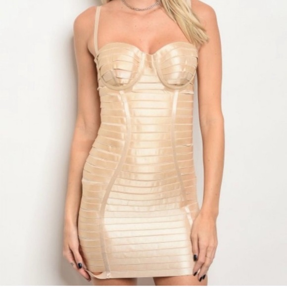 Bodycon Bandage Mini Dress. Size M - Picture 3 of 4